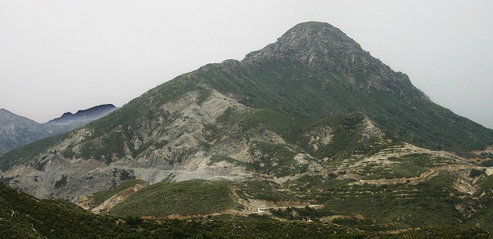 k-15 Kymaras Berg.JPG